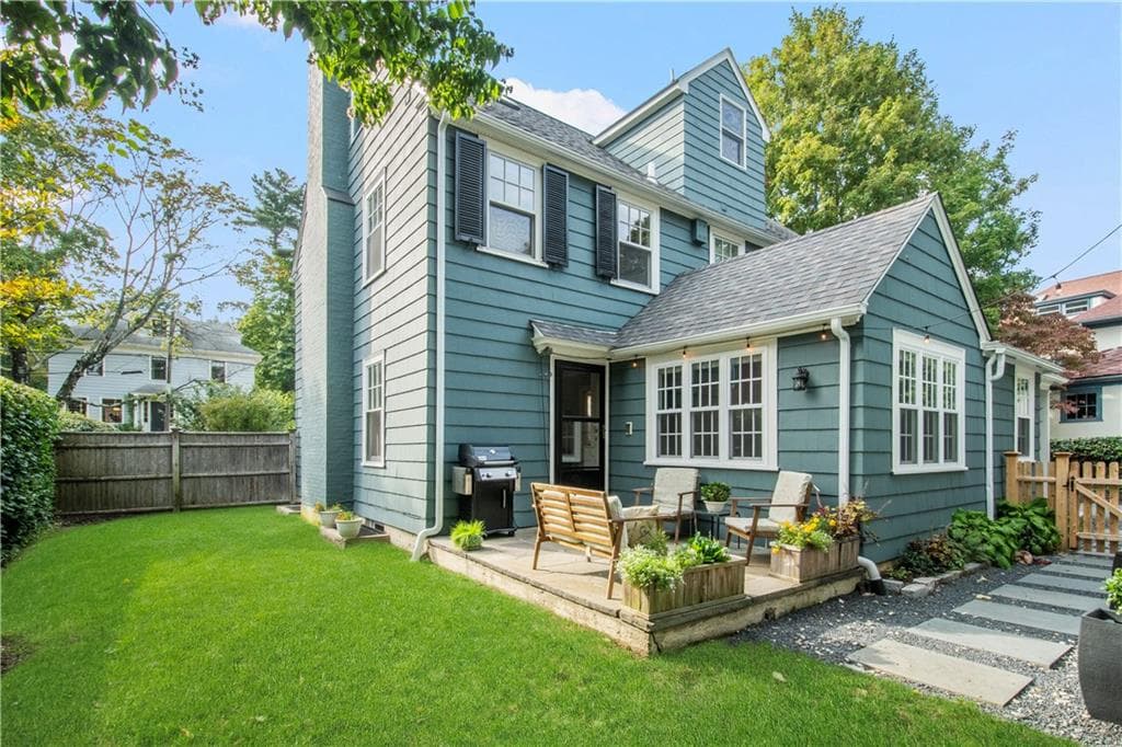 Single Family Residence at 241 Taber Avenue, Providence, photo 46 of 50