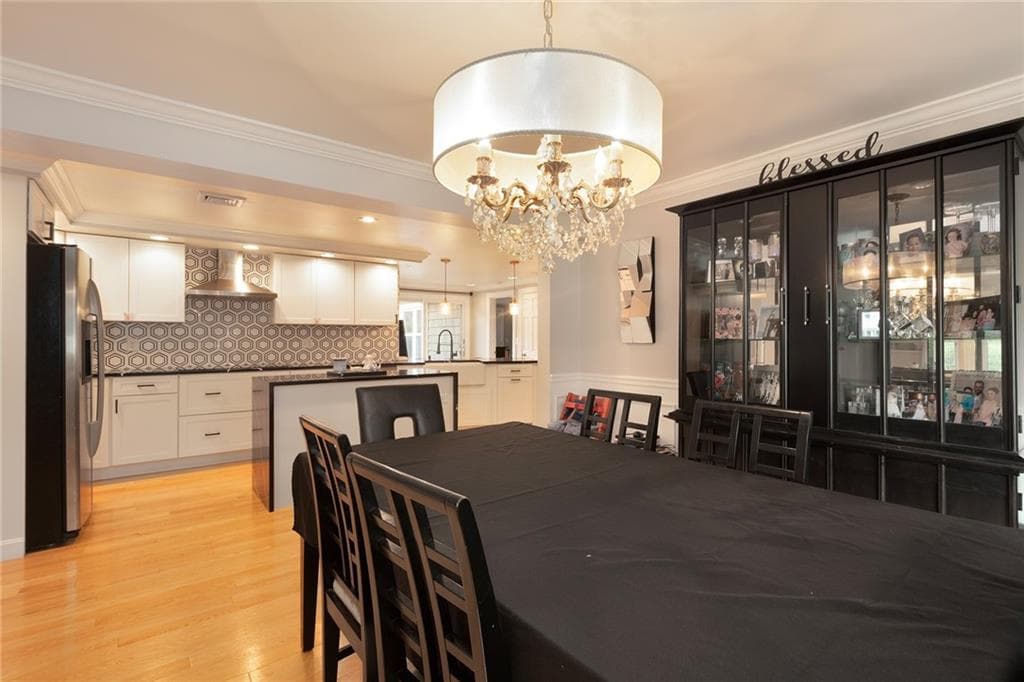 Single Family Residence at 101 Glen Ridge Road, Cranston, photo 10 of 35