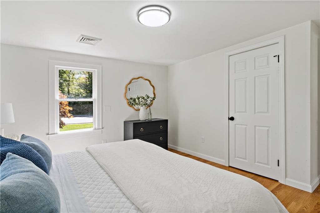 Single Family Residence at 245 Chestnut Street, Bristol, photo 18 of 36