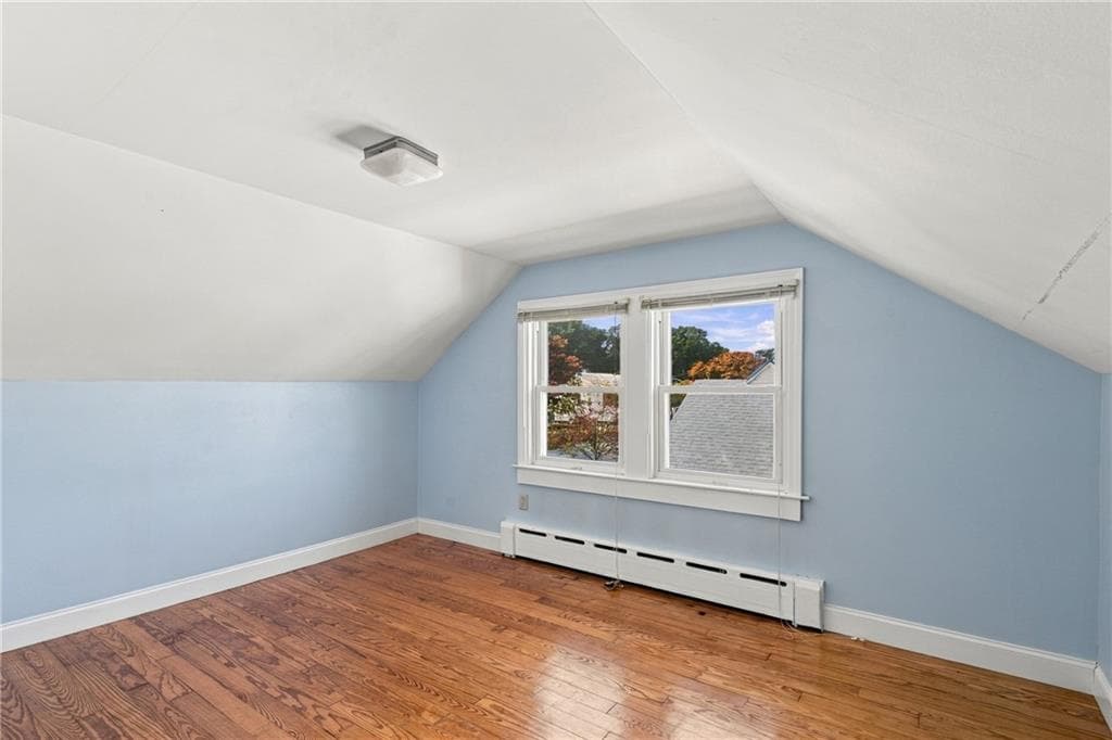 Single Family Residence at 136 Durfee Road, Tiverton, photo 17 of 39