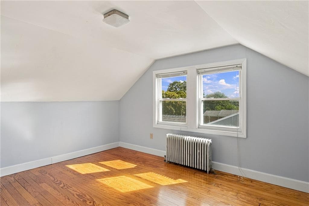 Single Family Residence at 136 Durfee Road, Tiverton, photo 22 of 39