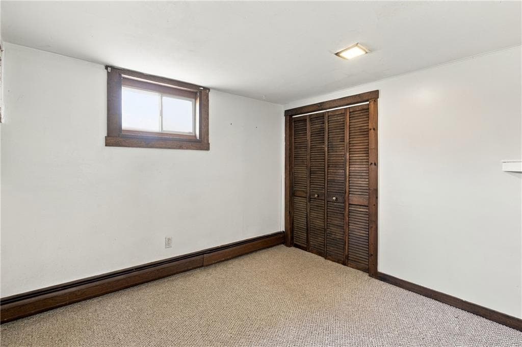 Single Family Residence at 136 Durfee Road, Tiverton, photo 25 of 39