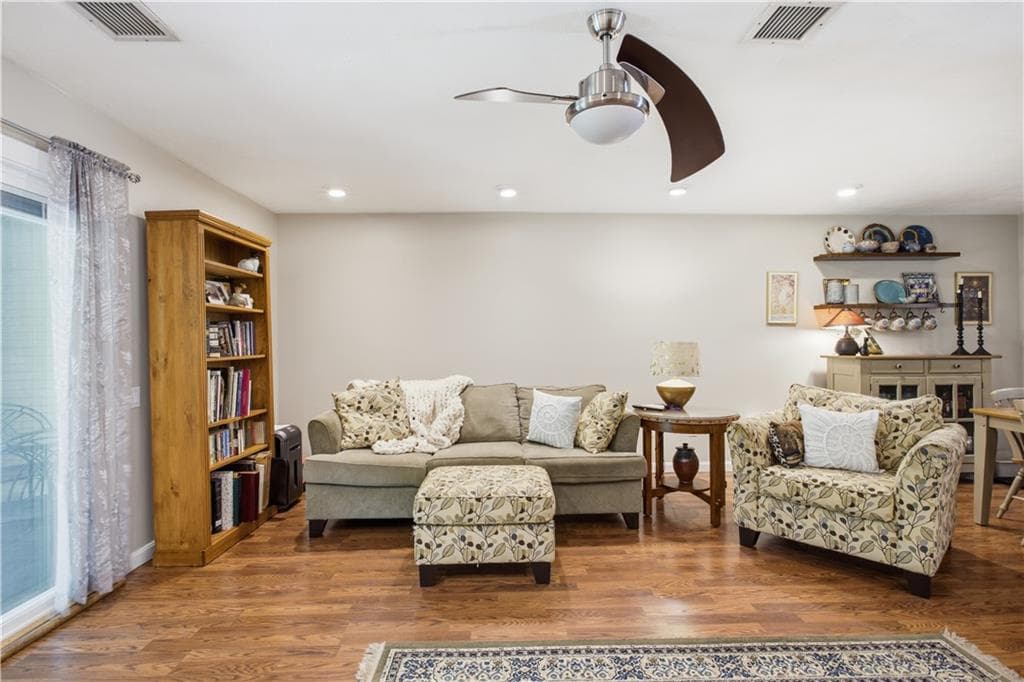 Condominium at 21 Trellis Drive UNIT 21, West Warwick, photo 5 of 25