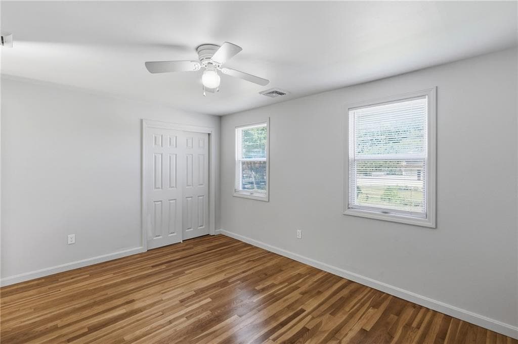 Single Family Residence at 4 Roosevelt Drive, Bristol, photo 23 of 50