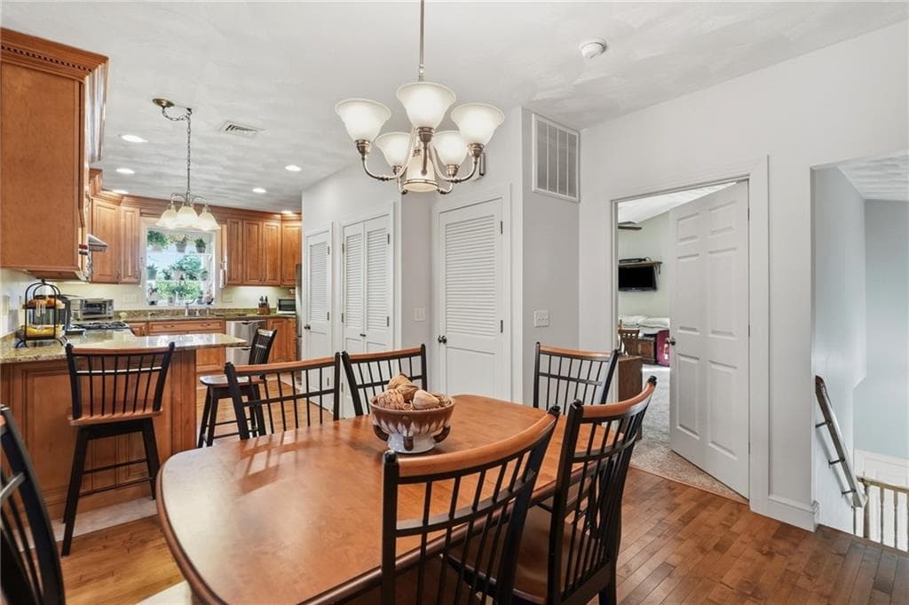 Single Family Residence at 4 Roosevelt Drive, Bristol, photo 30 of 50