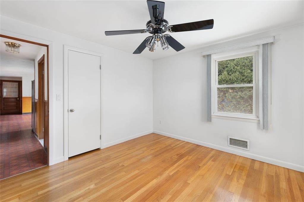 Single Family Residence at 291 Old County Road, Smithfield, photo 23 of 45