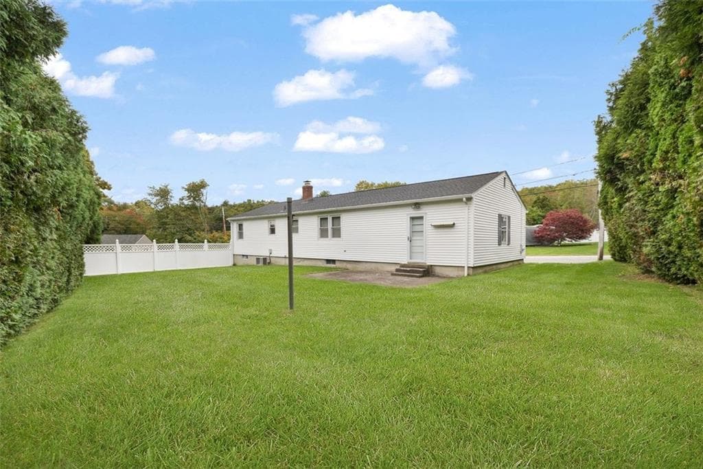 Single Family Residence at 291 Old County Road, Smithfield, photo 44 of 45