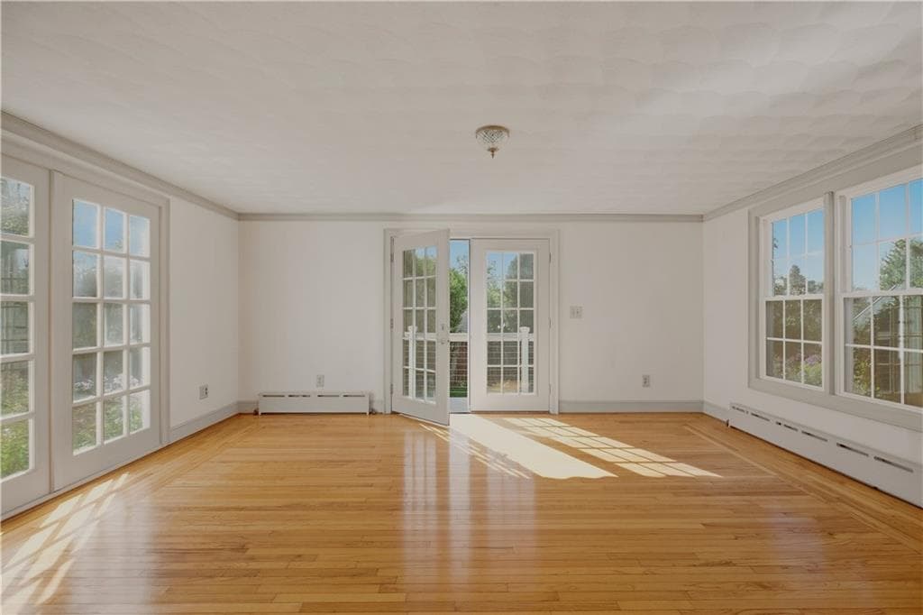 Single Family Residence at 8 Fort Hill Road, Bristol, photo 14 of 46