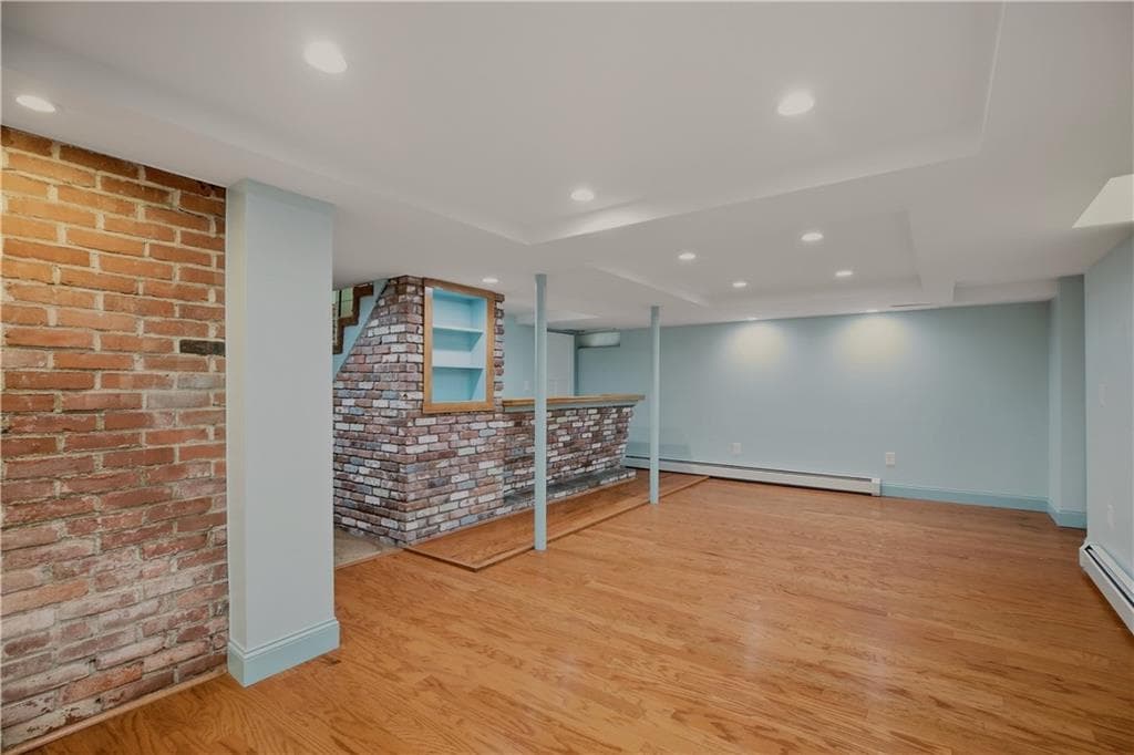 Single Family Residence at 8 Fort Hill Road, Bristol, photo 31 of 46