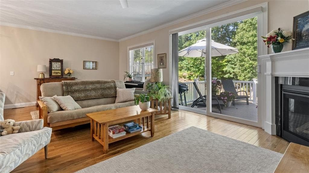 Condominium at 107 Old River Road UNIT 22, Lincoln, photo 7 of 32