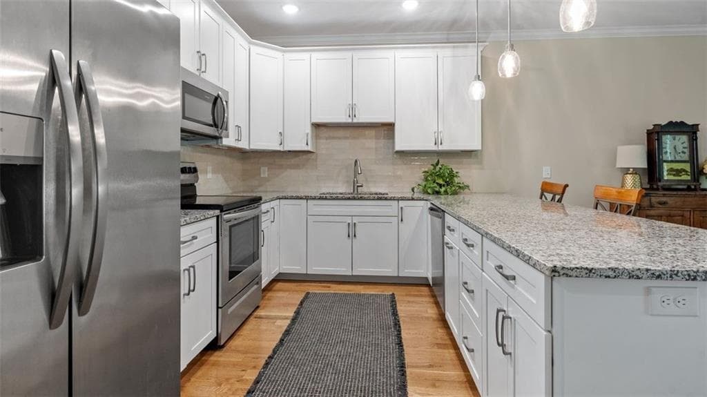 Condominium at 107 Old River Road UNIT 22, Lincoln, photo 10 of 32