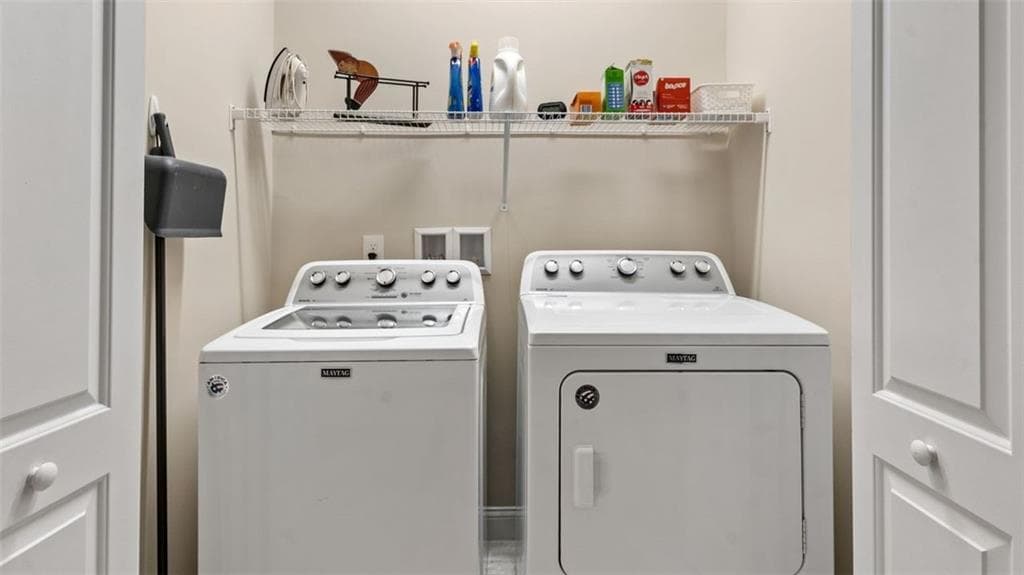 Condominium at 107 Old River Road UNIT 22, Lincoln, photo 18 of 32