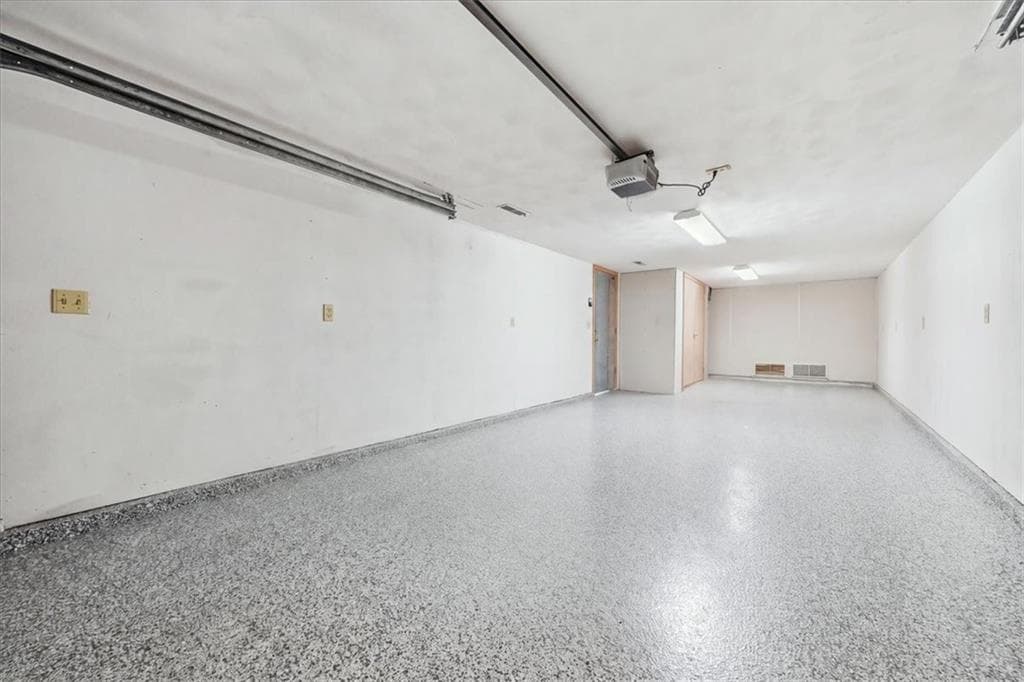 Condominium at 125 Smith Avenue UNIT 5F, Smithfield, photo 39 of 50