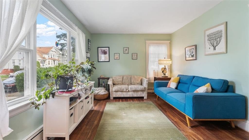 Single Family Residence at 26 Rutherglen Avenue, Providence, photo 3 of 31