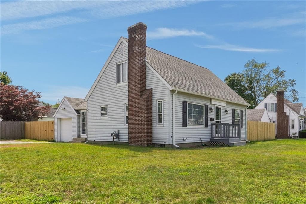 Single Family Residence at 95 Harmony Court, Warwick, photo 25 of 36
