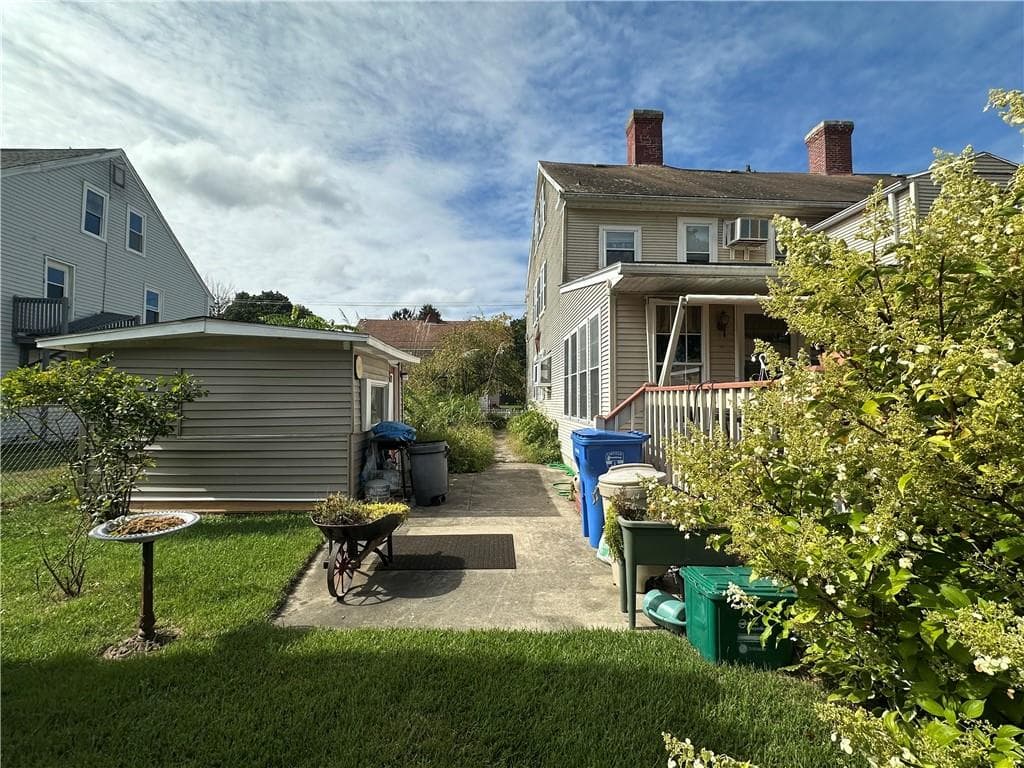 Multi Family at 77 79 Main Street, Lincoln, photo 8 of 37