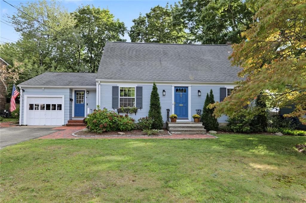 Single Family Residence at 10 Milton Road, Barrington, photo 2 of 50