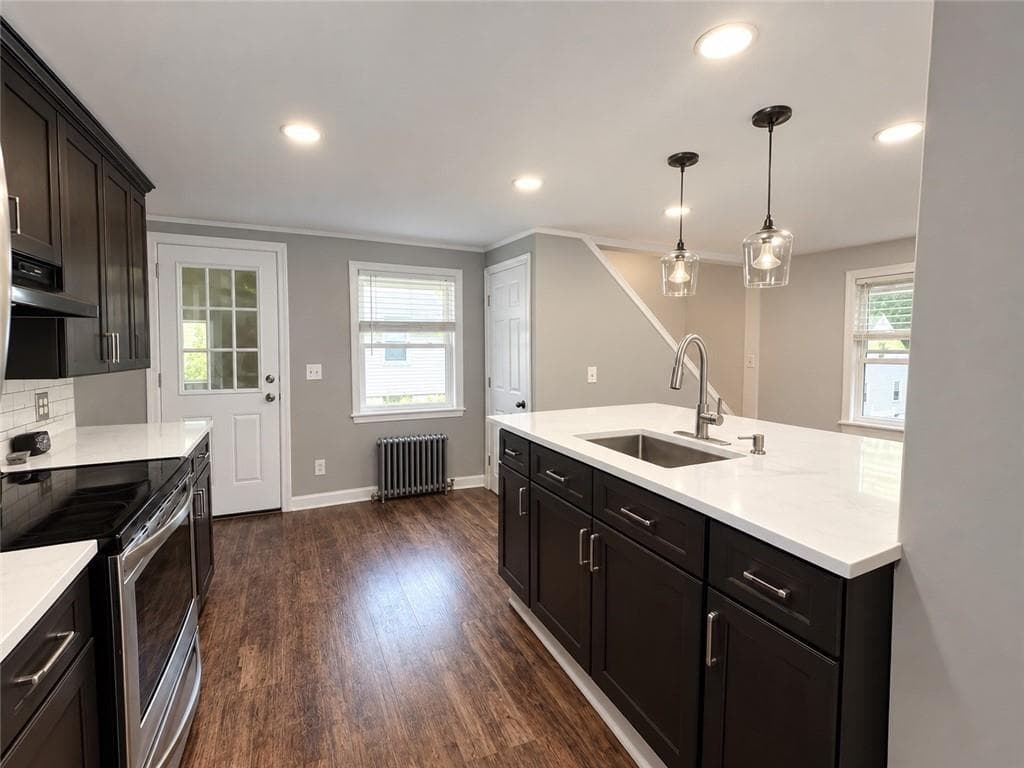 Single Family Residence at 10 harris Avenue, Johnston, photo 7 of 24