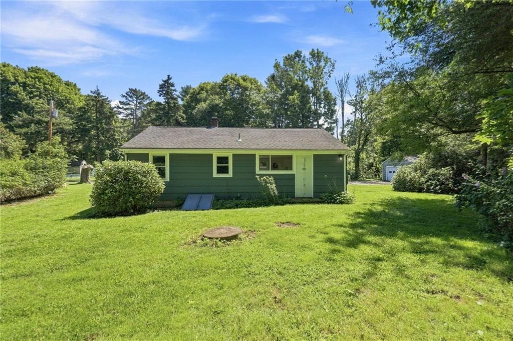 Single Family Residence at 42 Sherman Avenue, South Kingstown, photo 31 of 32