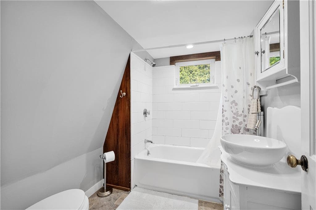 Single Family Residence at 10 Washington Street, Jamestown, photo 12 of 23