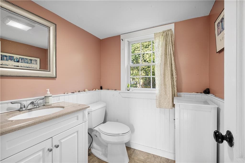 Single Family Residence at 10 Washington Street, Jamestown, photo 15 of 23