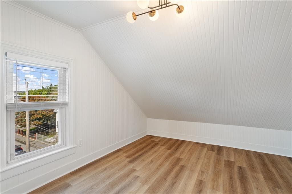 Condominium at 37 Lincoln Avenue UNIT 3, Bristol, photo 12 of 23