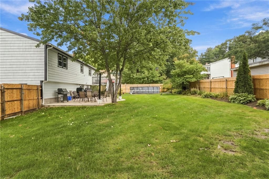 Single Family Residence at 7 Cindy Circle, Johnston, photo 44 of 50