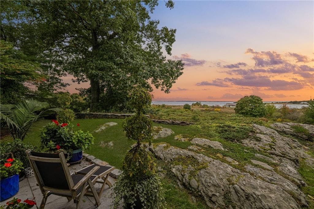 28 Sea Breeze Lane UNIT 28