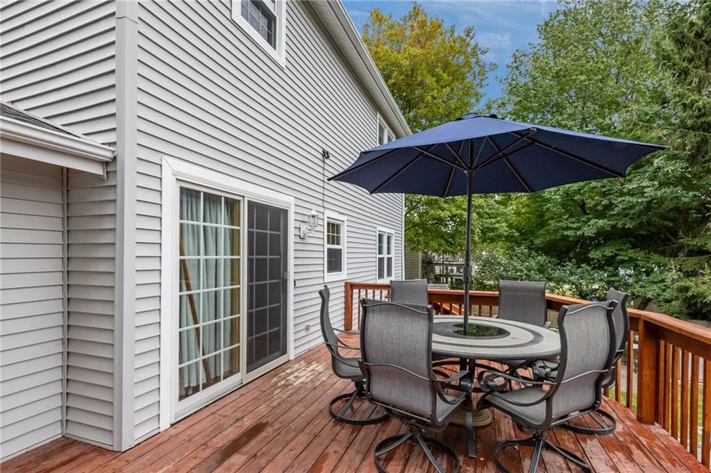Single Family Residence at 39 Whispering Pines, Cumberland, photo 13 of 48