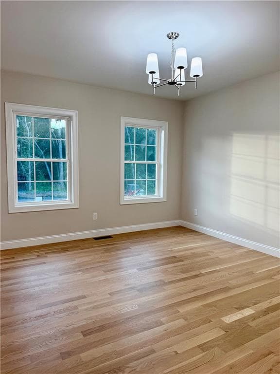 Single Family Residence at 11 Harmony Lane, Exeter, photo 9 of 18