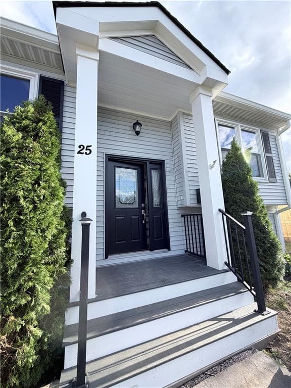Single Family Residence at 25 Sadler Street, North Providence, photo 4 of 16