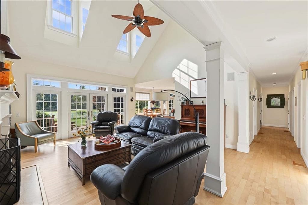 Single Family Residence at 260 Walden Way, South Kingstown, photo 12 of 50