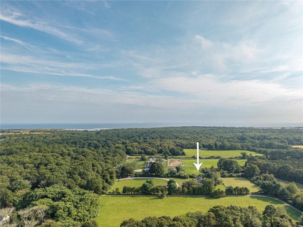 Single Family Residence at 260 Walden Way, South Kingstown, photo 4 of 50