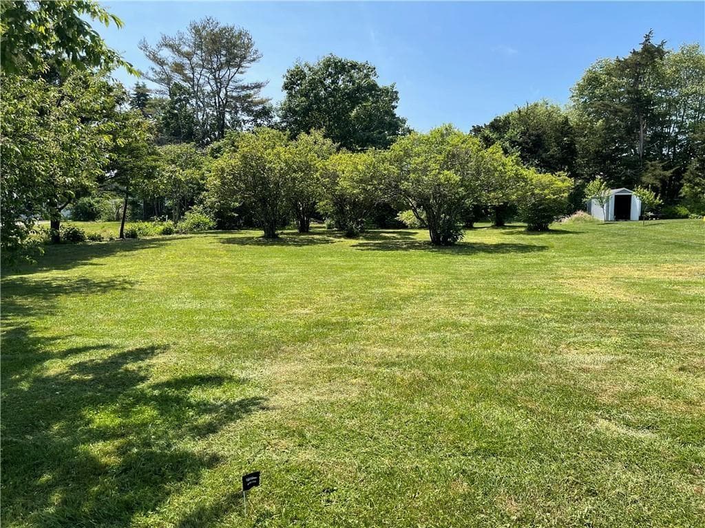 Unimproved Land at 56 Fishermans Avenue, Westerly, photo 3 of 4