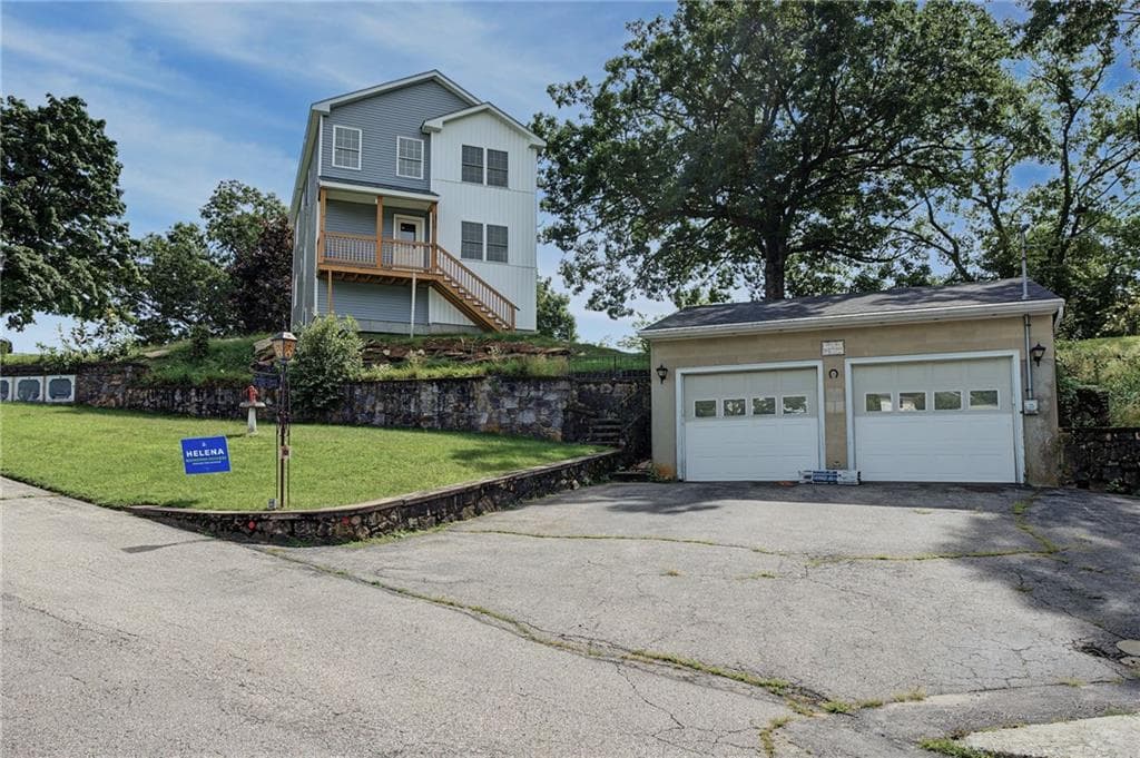 Multi Family at 34 Vine Street, West Warwick, photo 26 of 34