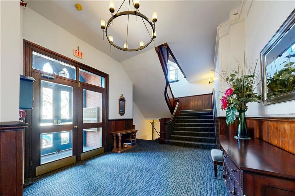 Condominium at 10 East Street UNIT 8, Providence, photo 3 of 37