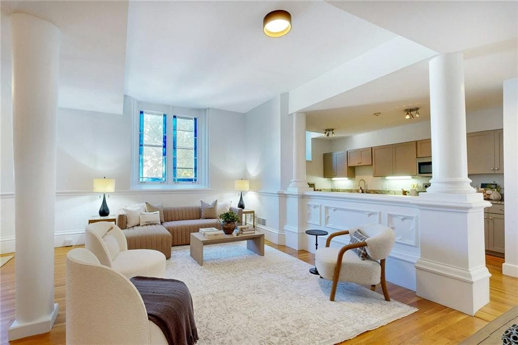 Condominium at 10 East Street UNIT 8, Providence, photo 9 of 37