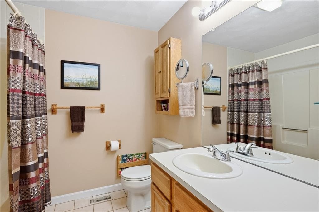 Condominium at 1603 Plainfield Pike UNIT H6, Johnston, photo 23 of 29