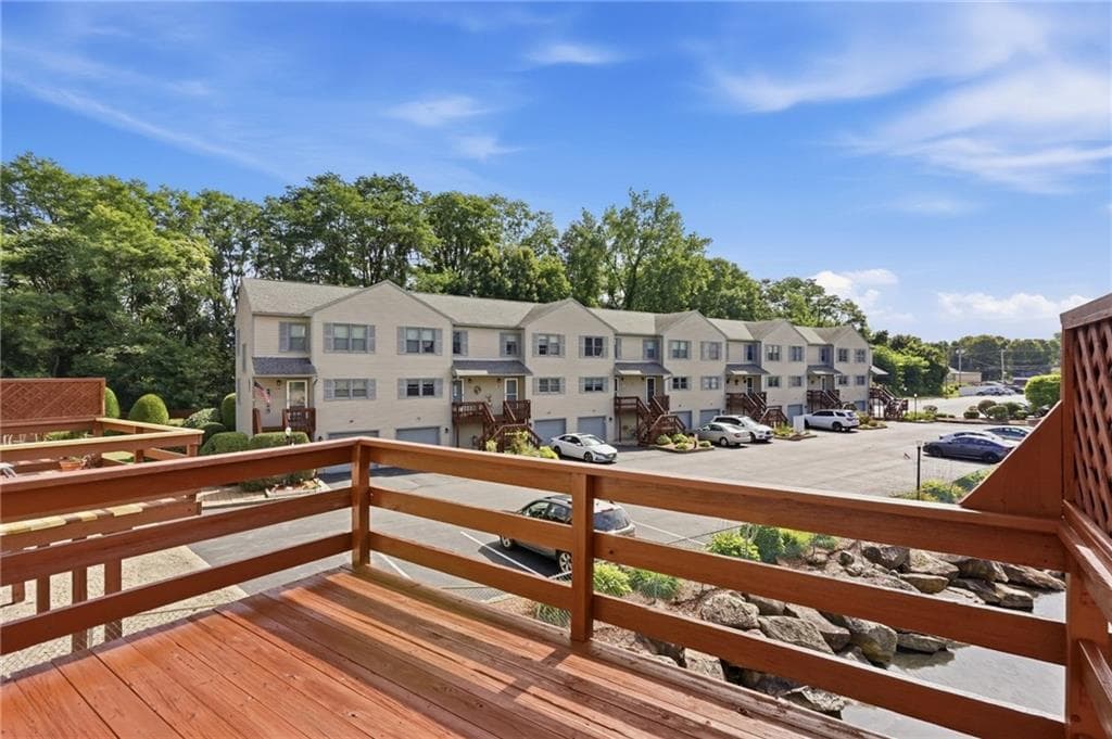 Condominium at 1603 Plainfield Pike UNIT H6, Johnston, photo 26 of 29