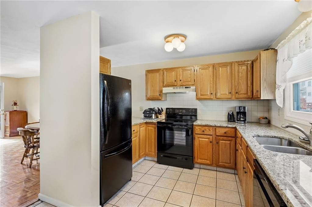 Condominium at 1603 Plainfield Pike UNIT H6, Johnston, photo 4 of 29