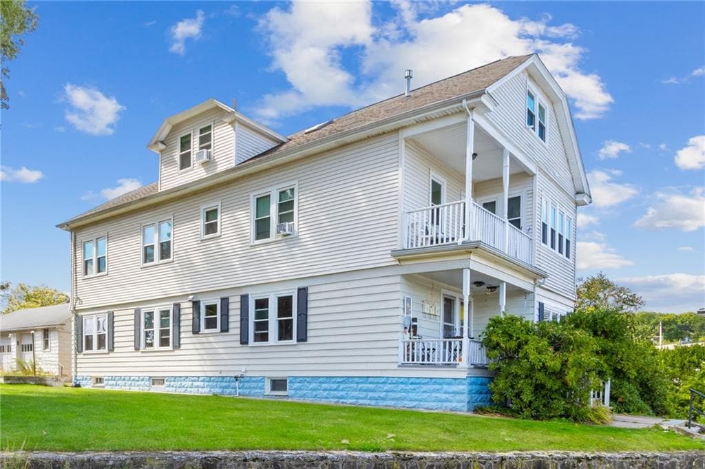 Multi Family at 7 Barrett Avenue, North Providence, photo 2 of 46