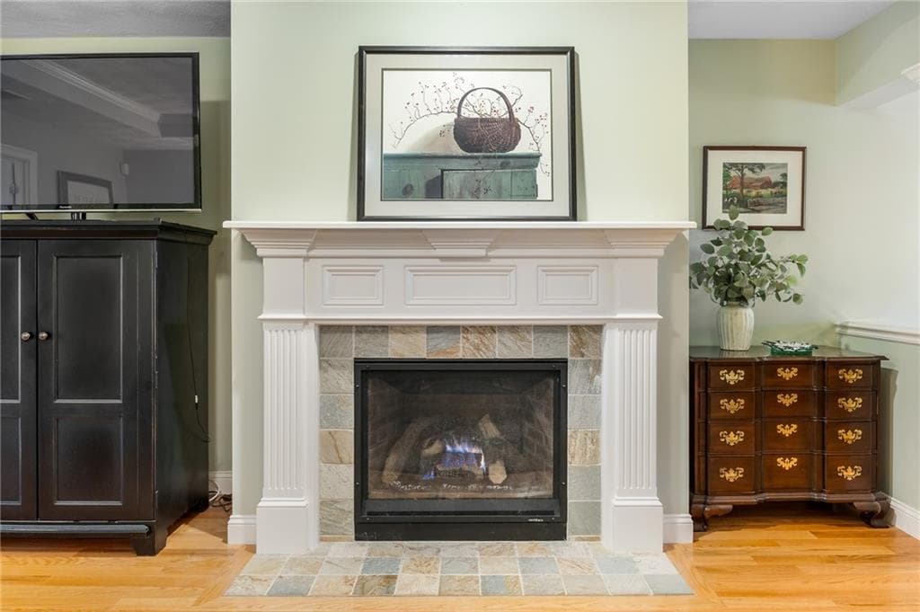 Condominium at 19 Classic Court, North Kingstown, photo 15 of 41