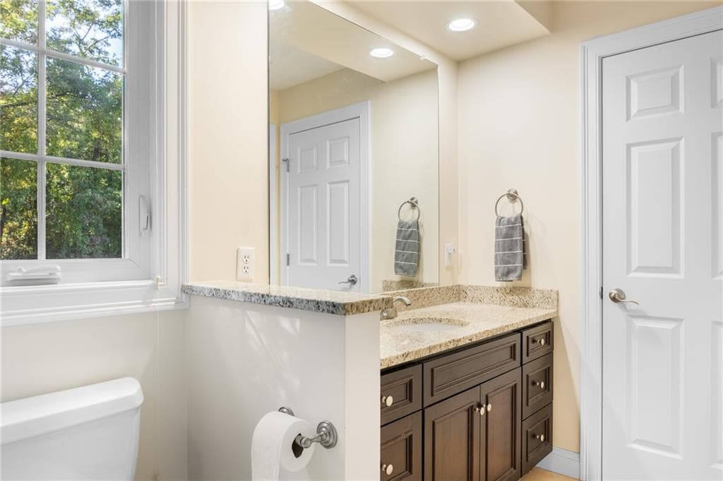 Condominium at 19 Classic Court, North Kingstown, photo 25 of 41