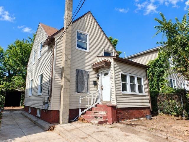 Single Family Residence at 17 Rodman Street, Providence, photo 2 of 14