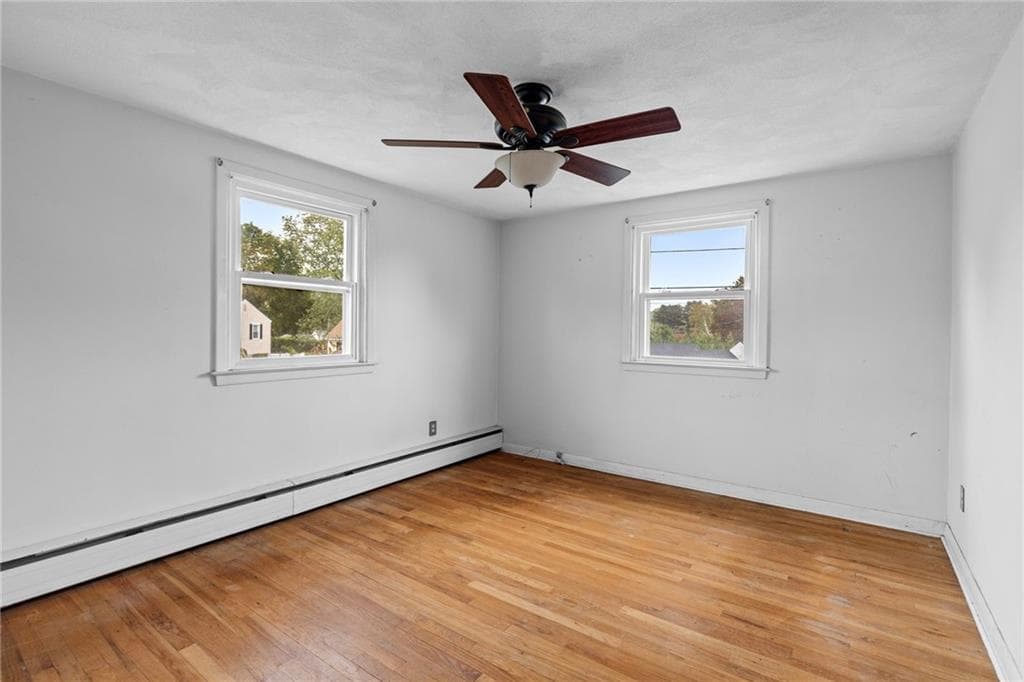 Single Family Residence at 53 Fairgreen Drive, West Warwick, photo 23 of 37