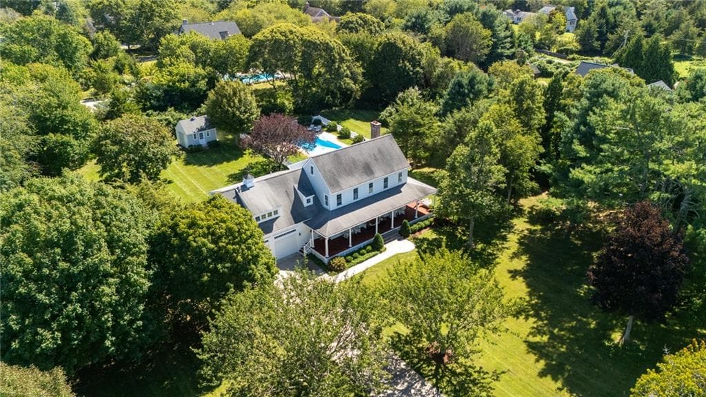 Single Family Residence at 27 Bud Browning Circle, South Kingstown, photo 3 of 50