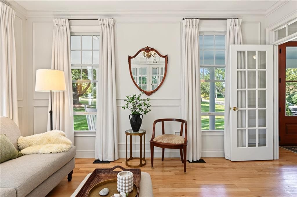 Single Family Residence at 27 Bud Browning Circle, South Kingstown, photo 20 of 50