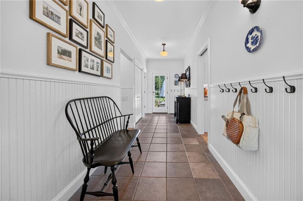 Single Family Residence at 27 Bud Browning Circle, South Kingstown, photo 24 of 50