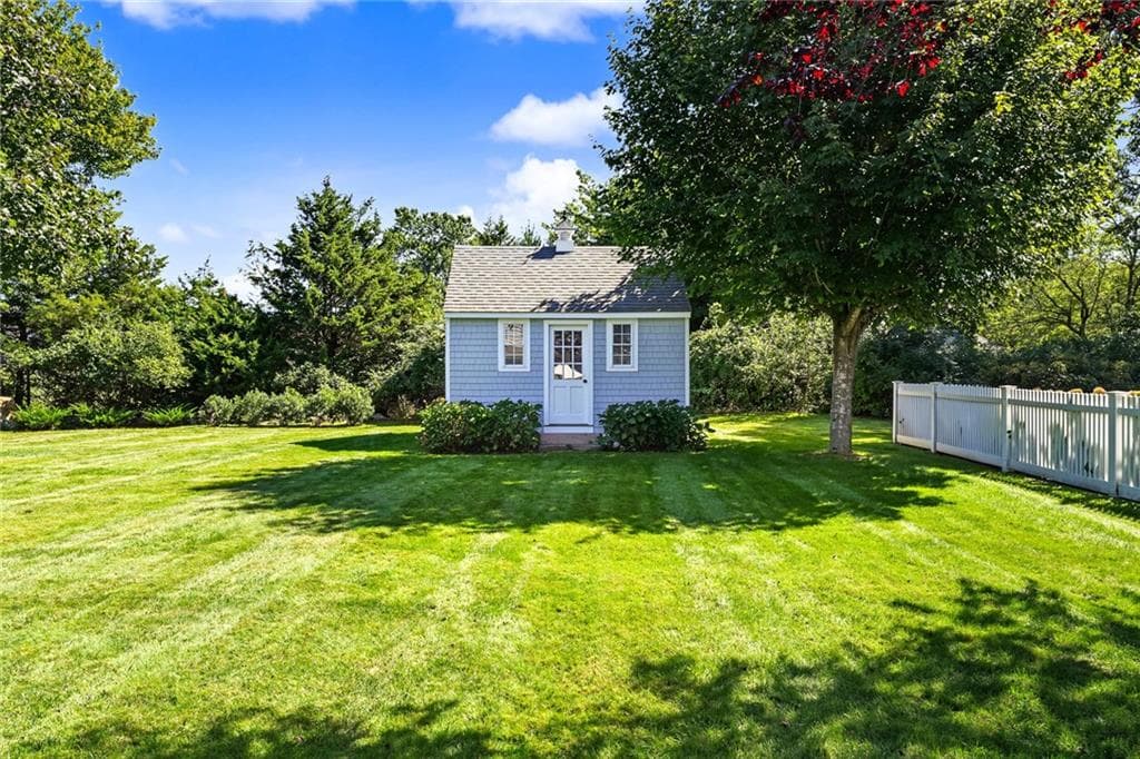 Single Family Residence at 27 Bud Browning Circle, South Kingstown, photo 44 of 50