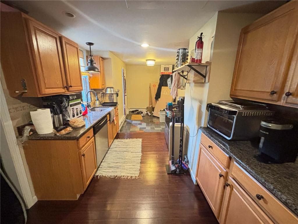 Multi Family at 6 Angell Street, West Warwick, photo 26 of 35